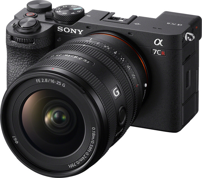Sony FE 16-25mm f/2.8 G product in use