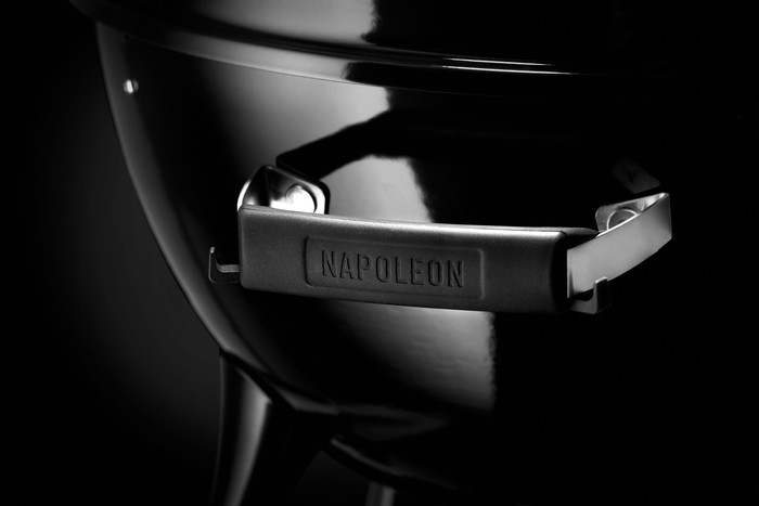 Napoleon Premium Kettle 57cm detail