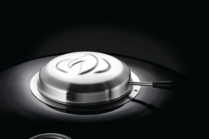 Napoleon Pro Kettle 47 cm détail