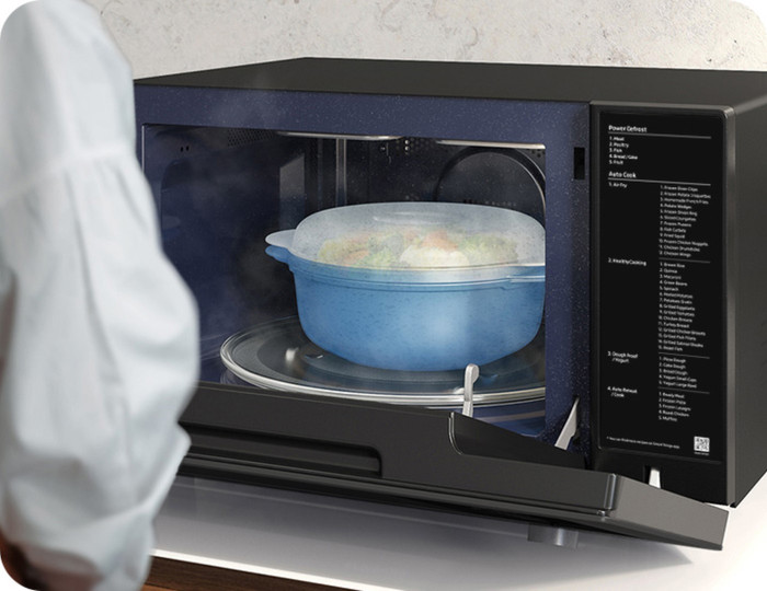 Samsung MC32DG7646KKE1 product in use