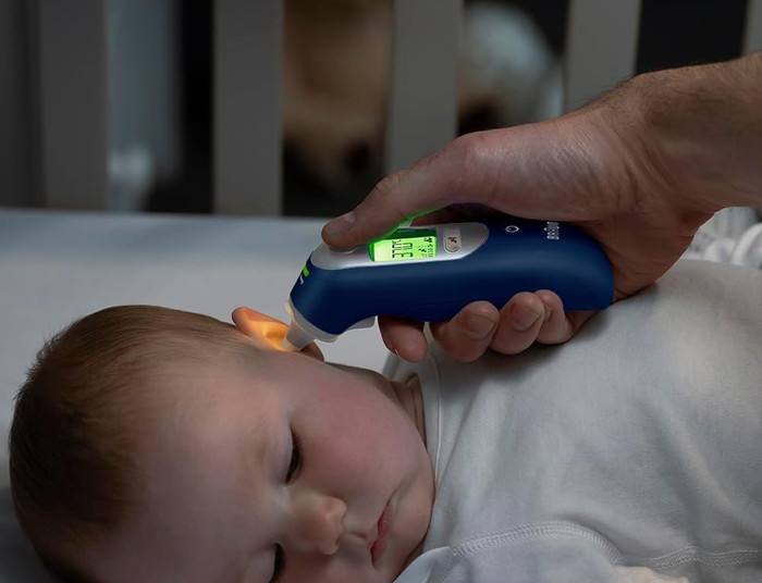 Braun ThermoScan 7+ Connect IRT6575NWE product in gebruik