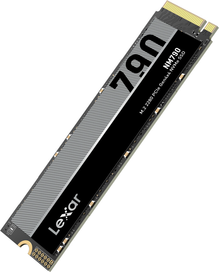 Lexar NM790 M.2 SSD 4TB top