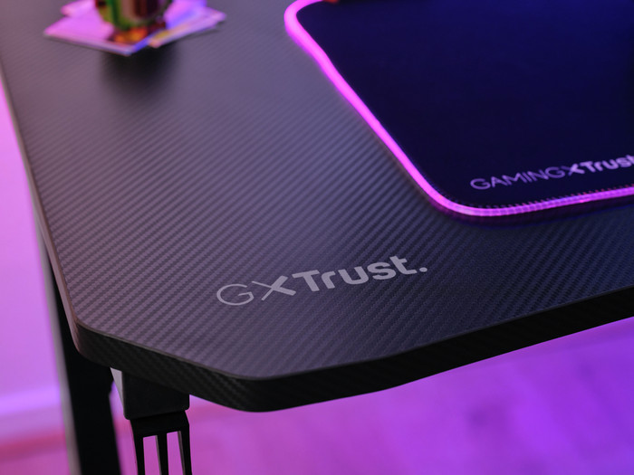 Trust GXT 700 Omnius Gaming Desk Black product in use