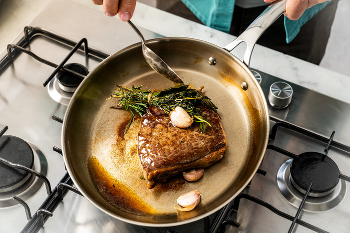 Tefal Cook Smart by Jamie Oliver Frying Pan 28cm product in use