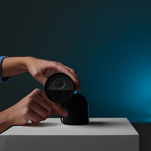 Philips Hue Secure Desktop Security Camera Black visual supplier