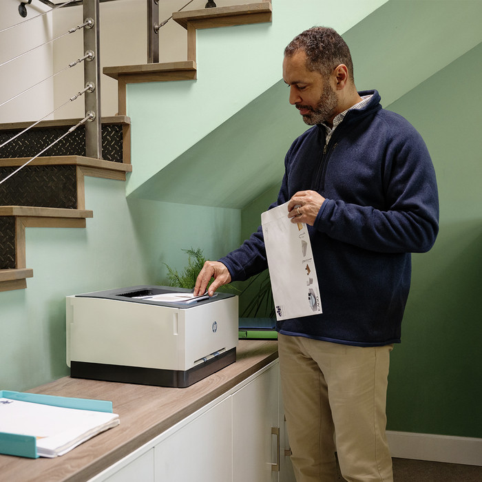 HP Color LaserJet 3202dw product in use