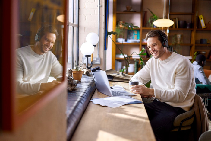 Jabra Evolve2 65 Flex MS Casque de Bureau Sans fil produit à l'usage