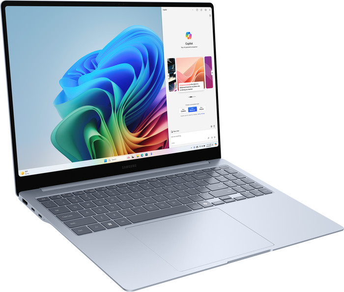 Samsung Galaxy Book4 Edge OLED Copilot+ PC NP960XMA-KB1NL linkerkant
