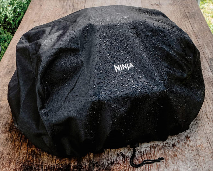 Ninja Woodfire OG850EU + Ninja Woodfire Hoes XSKOGXLCVREU product in gebruik