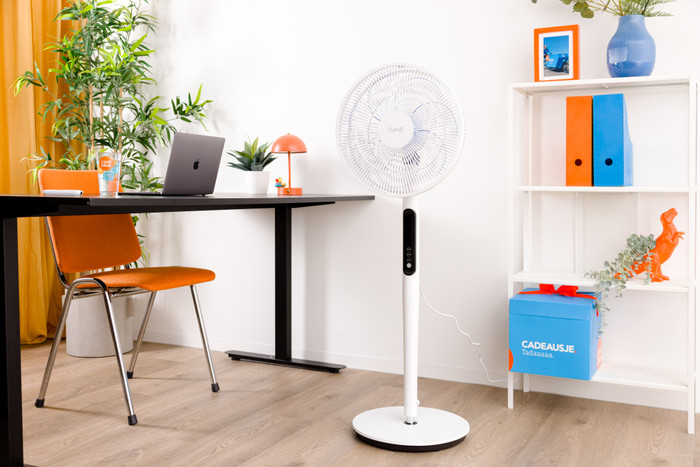 Fuave Quiet Air SF120DCPW White product in use