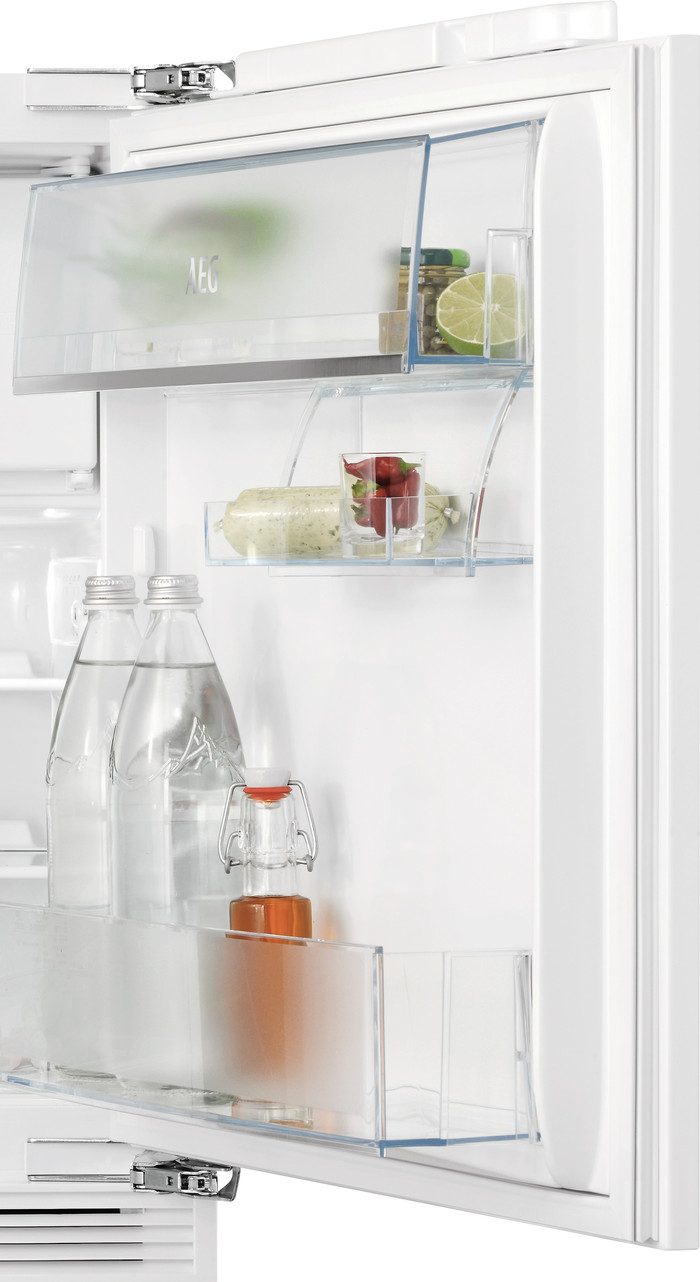 AEG OSF6I82EF détail