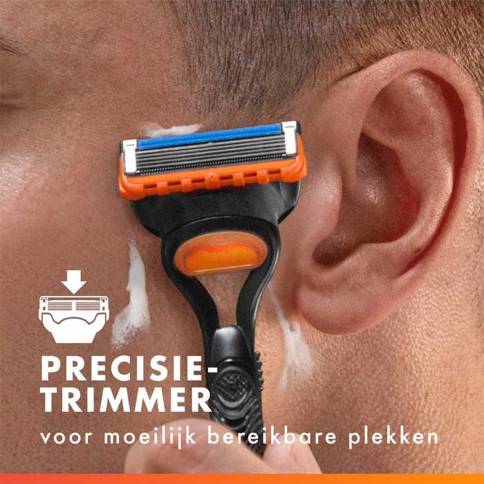 Gillette Fusion5 Power + 17 Replacement Blades product in use
