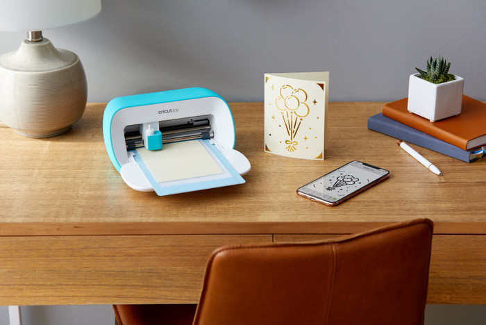 Cricut Joy Starter Bundle product in use
