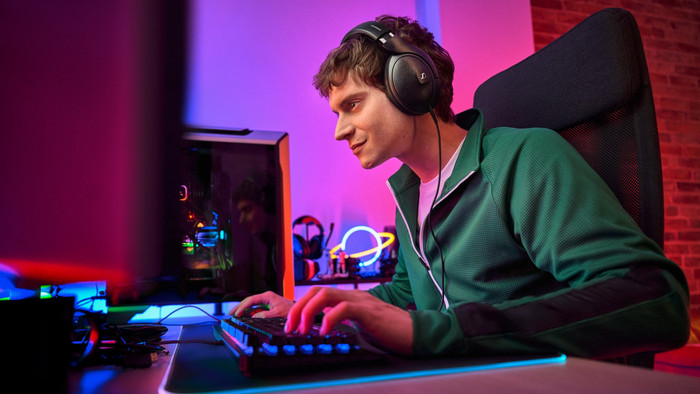 Sennheiser HD620S product in use