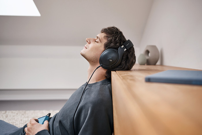 Sennheiser HD620S product in use