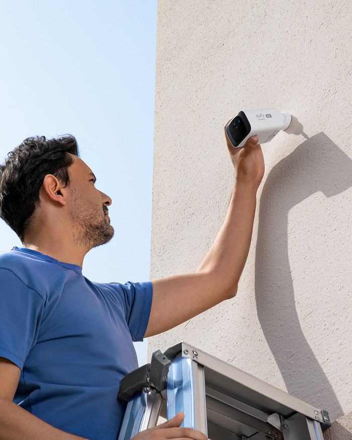 Eufy SoloCam S220 Solar product in use