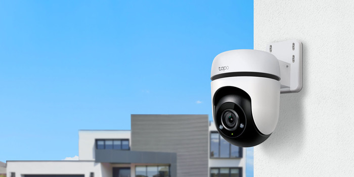 TP-Link Tapo C500 Duo Pack product in use