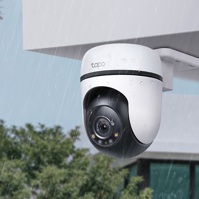 TP-Link Tapo C500 Duo Pack product in use