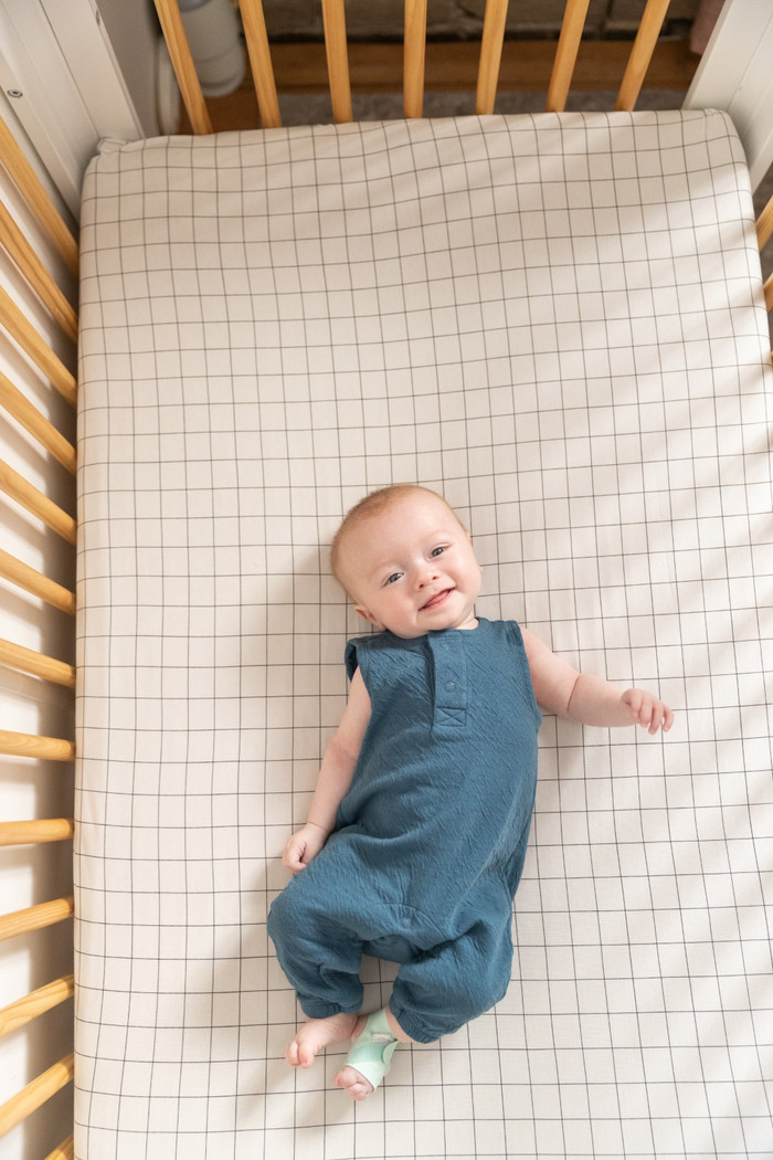 Owlet Dream Sock Bedtime Blue OW-DS-BL product in use