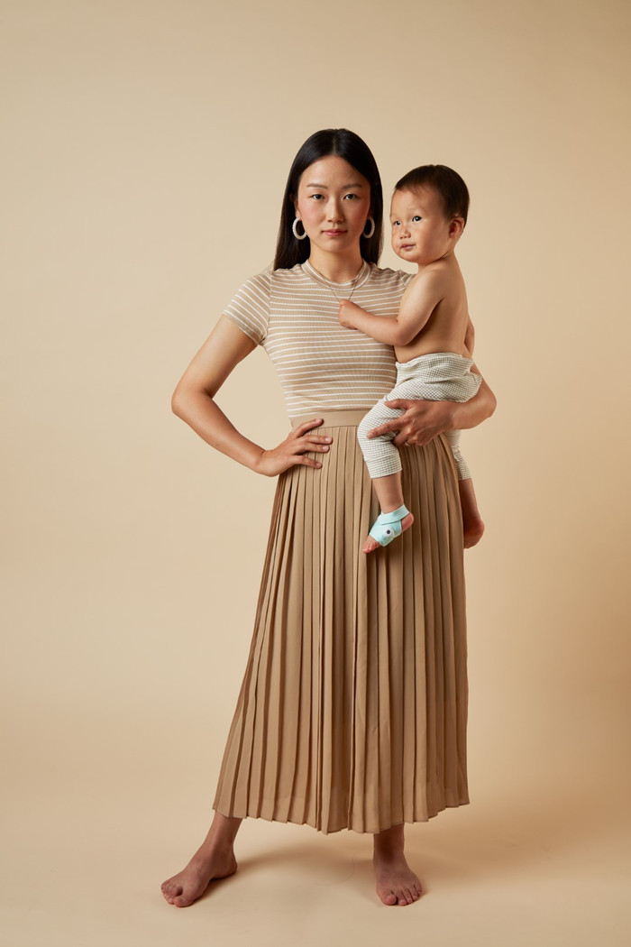 Owlet Dream Sock Dusty Rose OW-DS-RO product in use