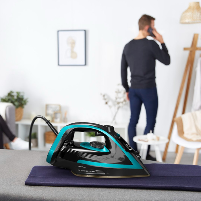 Tefal Puregliss FV8066 product in use