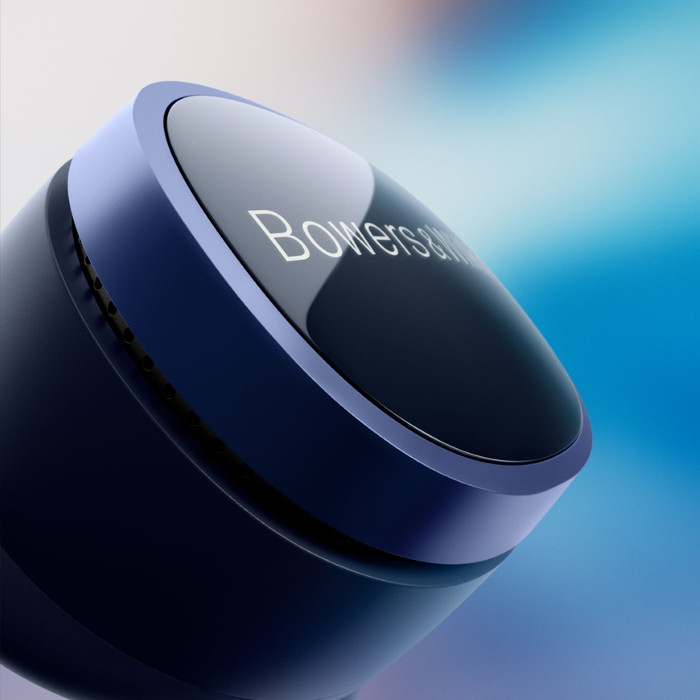 Bowers & Wilkins Pi8 Blue detail
