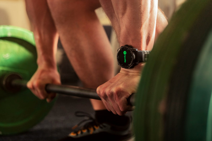 Garmin Fenix 8 Black 51mm product in use