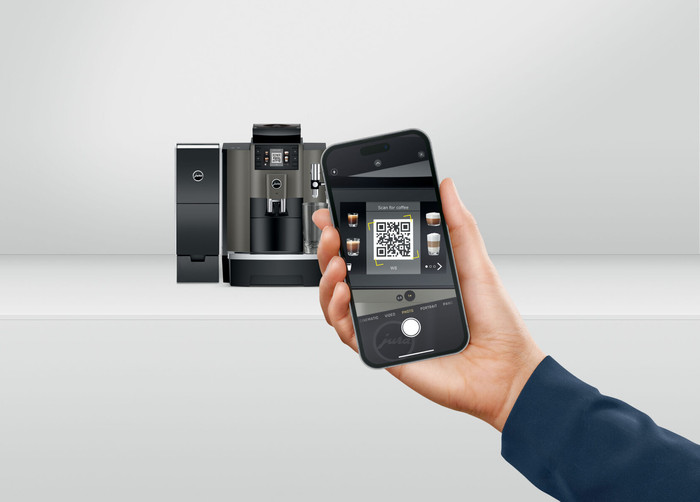 JURA W8 Dark Inox (EA) product in use