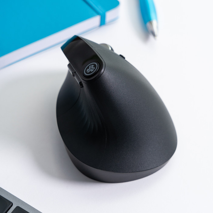 JLAB JBuds Draadloze Ergonomische Bluetooth Muis product in gebruik