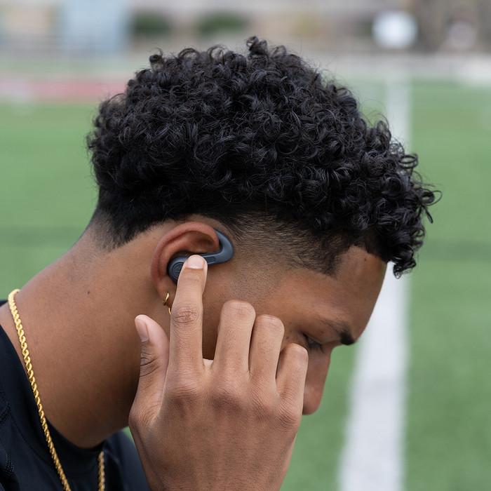 JLab Jbuds Sport ANC 4 Gris produit à l'usage