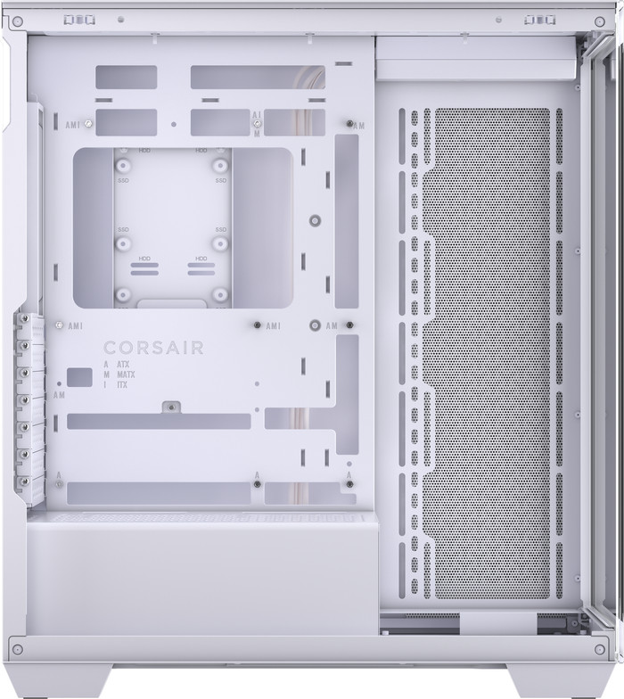 CORSAIR 3500X Mid-tower White inside