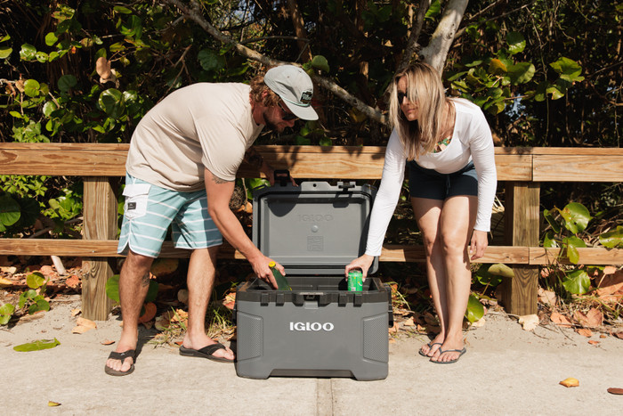 Igloo Trailmate 52 QT Carbonite Roller Cooler product in use