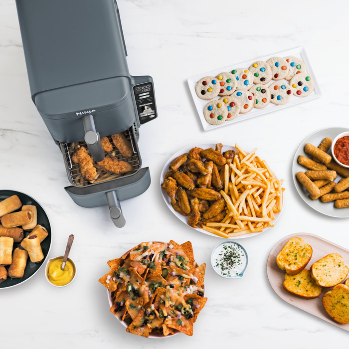 Ninja Double Stack XL Airfryer Blauw product in gebruik
