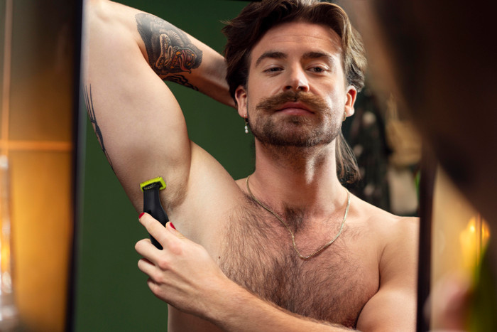 Philips OneBlade Pro 360 QP6652/30 Face & Body Chrome produit à l'usage