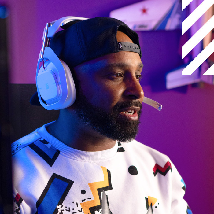 Logitech G Astro A50 Lightspeed Wit product in gebruik