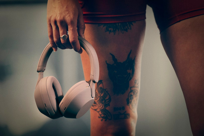 Sony WH-1000XM5 Rose produit à l'usage