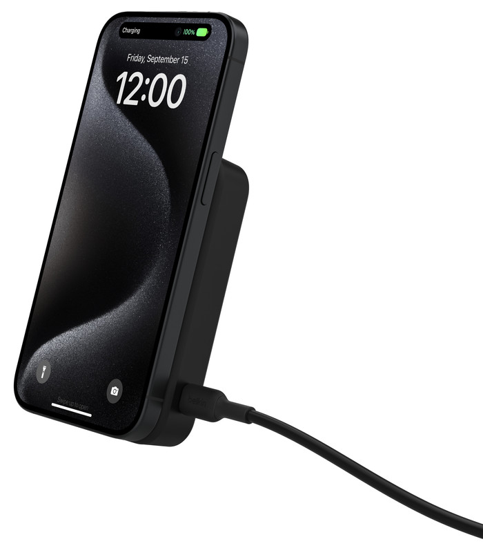 Belkin Wireless Power Bank with MagSafe Magnet and Fast Charging 10,000mAh Black product in use