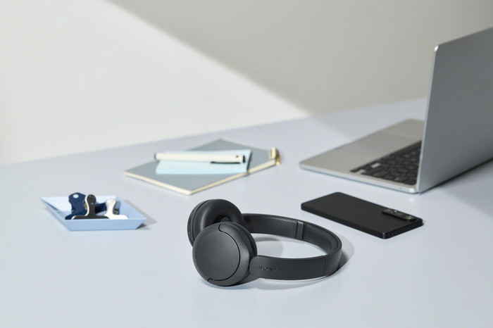 Sony WH-CH535 Black product in use