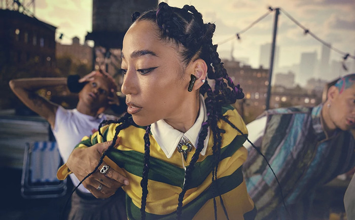 JBL Tune Beam 2 Zwart product in gebruik