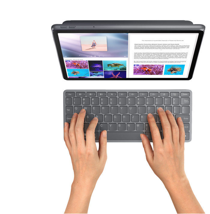 Lenovo Multi-Device Wireless Keyboard AZERTY product in use