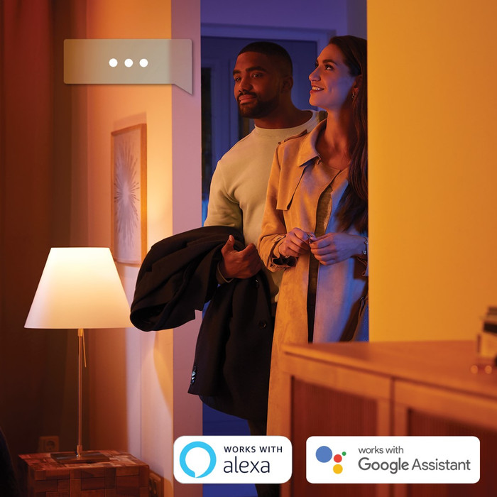 Philips Hue Fugato Opbouwspot White and Color - Wit - 4-spots product in gebruik