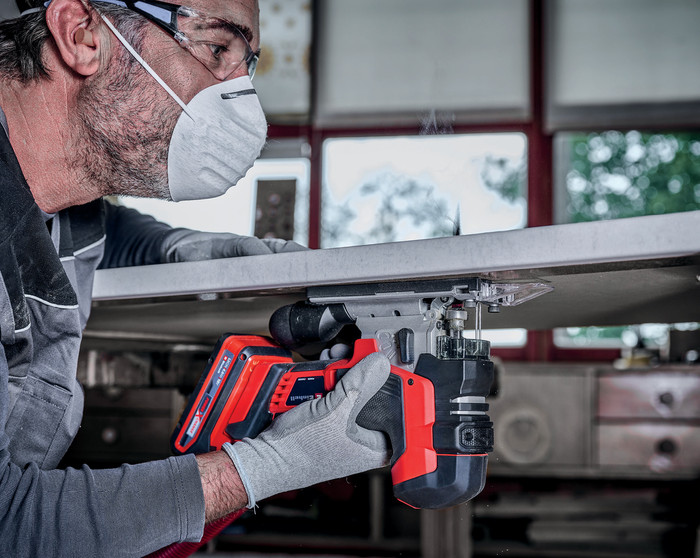 Einhell TP-JST 18/135 Li BL - Solo (zonder accu) product in gebruik