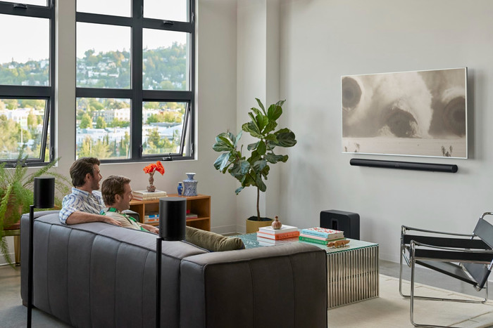 Sonos Arc Ultra + 2x Sonos Era 100 Black product in use
