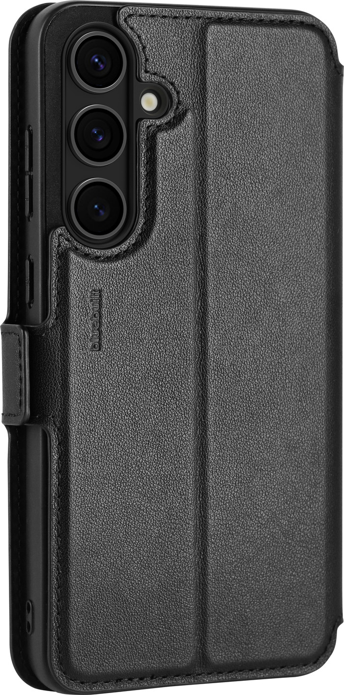 BlueBuilt Book Case Samsung Galaxy S24 FE Leer zwart + Screenprotector Glas rechterkant