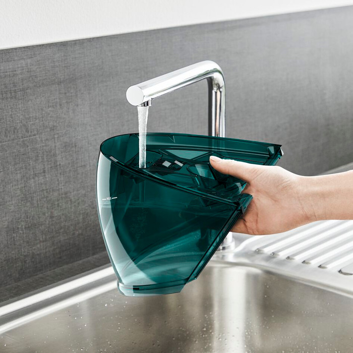 Tefal Pro Express Eco GV9E21 product in use