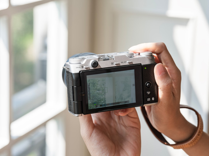 Fujifilm X-M5 Argent + XC 15-45 mm f/3.5-5.6 OIS PZ produit à l'usage