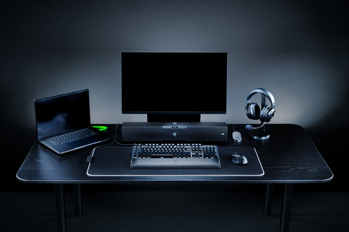 Razer BlackWidow V4 Mechanical Gaming Keyboard Green Switch QWERTY visual supplier