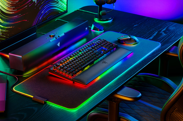 Razer BlackWidow V4 Mechanical Gaming Keyboard Green Switch QWERTY visual supplier