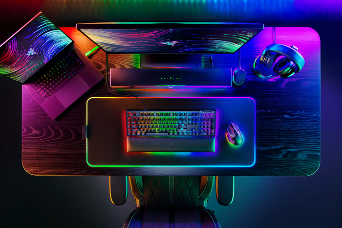 Razer BlackWidow V4 Mechanical Gaming Keyboard Green Switch QWERTY product in use