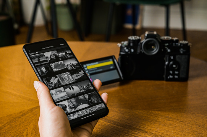 Nikon Z f + Nikkor Z 24-200 mm f/4-6.3 VR visuel fournisseur